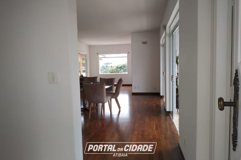 Casa &agrave; venda - 630m&sup2; - NOVA GARD&Ecirc;NIA