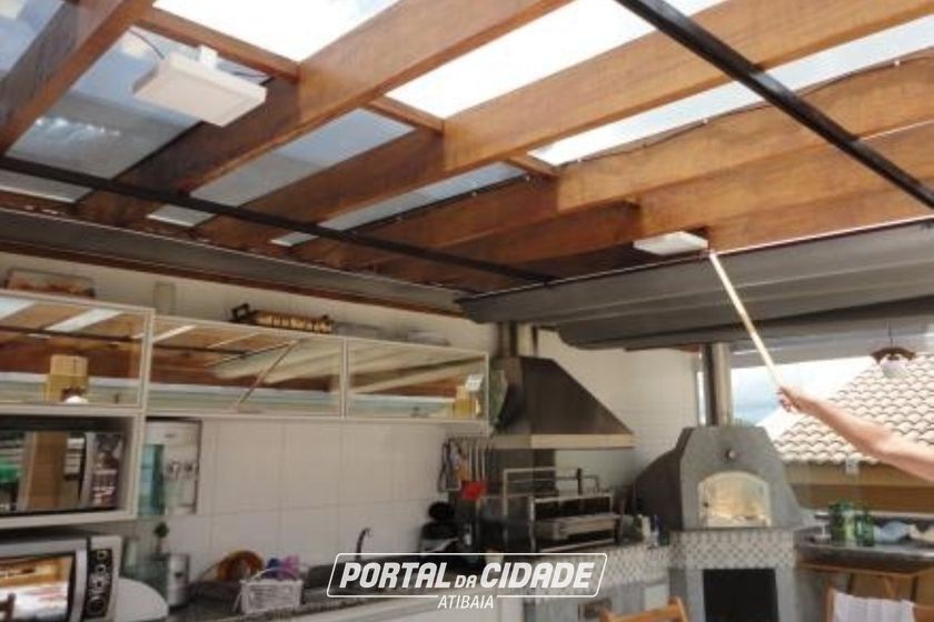 Casa &agrave; venda - 800m&sup2; - Condom&iacute;nio Porto Atibaia