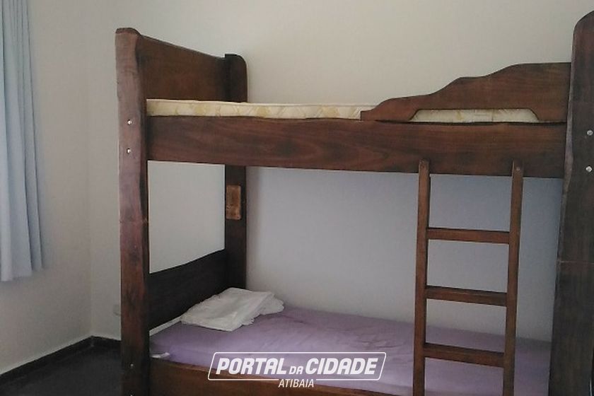 Ch&aacute;cara &agrave; venda - 187m&sup2; - LOTEAMENTO JARDIM SOLARES