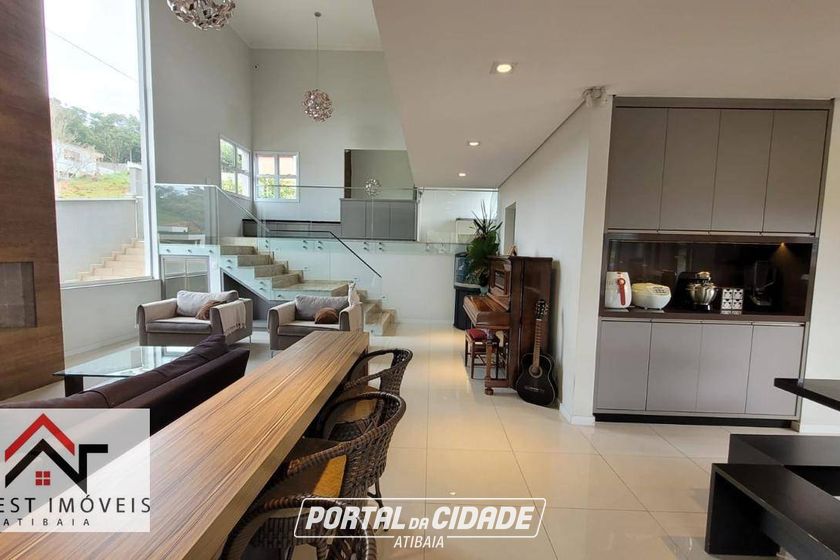 Casa &agrave; venda - 385m&sup2; - Condominio Quintas da Boa Vista