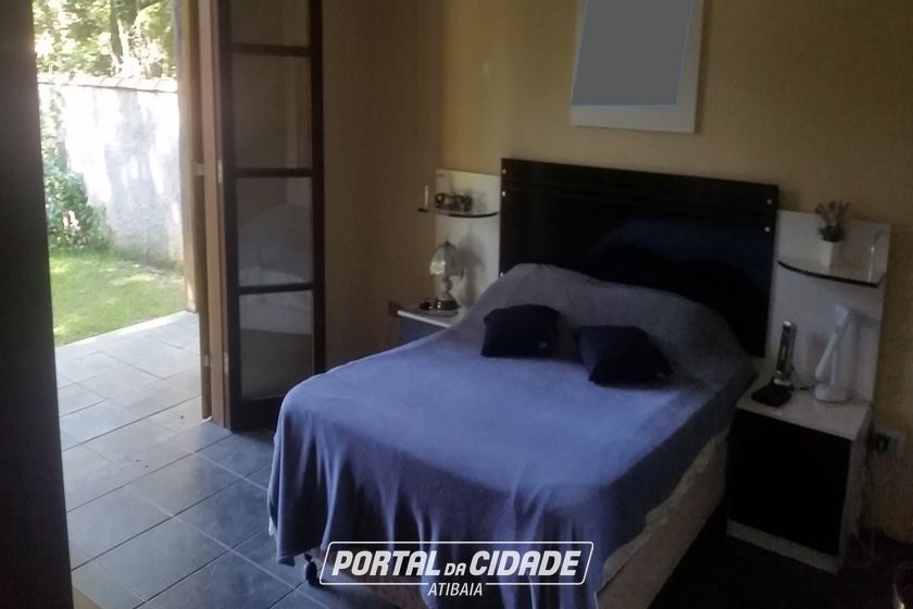 Ch&aacute;cara &agrave; venda - 374m&sup2; - Jardim Suely