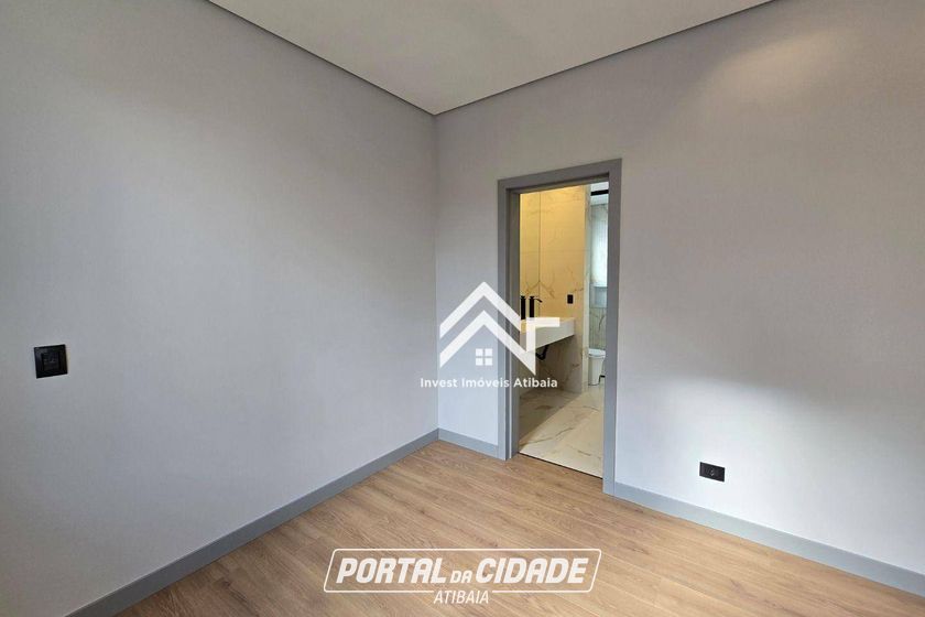 Casa &agrave; venda - 300m&sup2; - Vila Santista