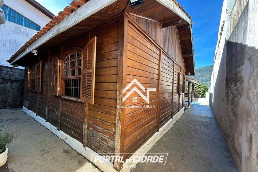 Casa para alugar - 180m&sup2; - Vila Petr&oacute;polis