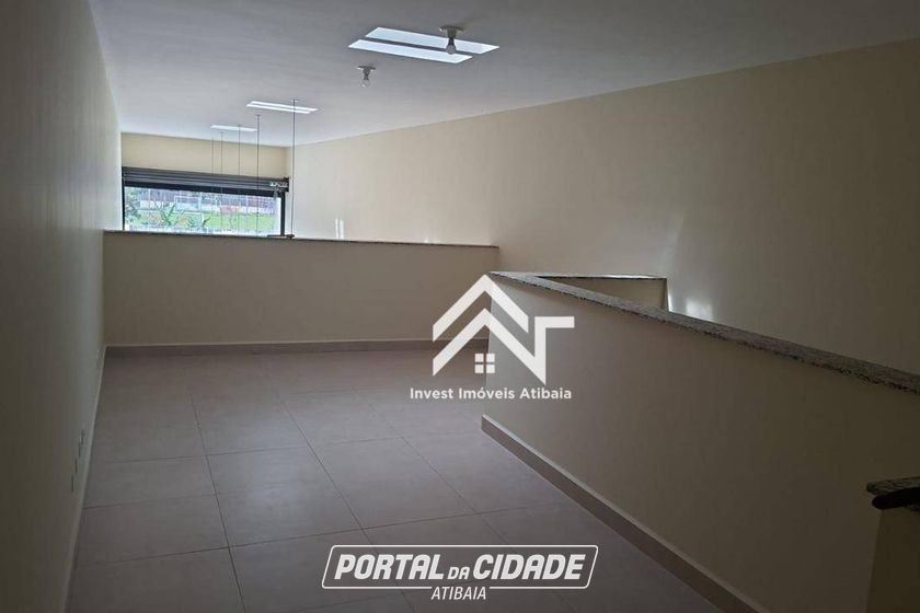 Sal&atilde;o Comercial para alugar - 86m&sup2; - Centro