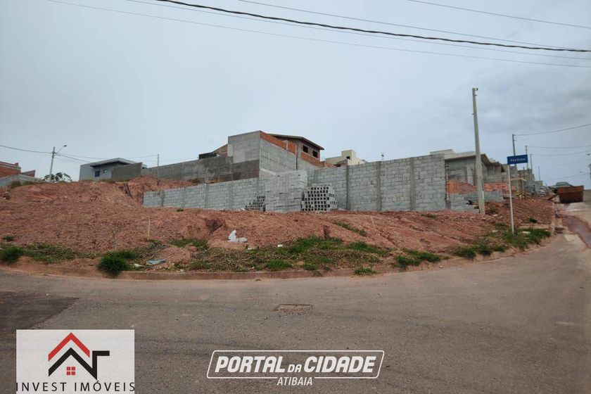 Terreno &agrave; venda - 305m&sup2; - Lamismar II