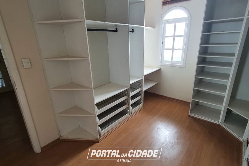 Sobrado &agrave; venda - CONDOM&Iacute;NIO PARQUE DAS GAR&Ccedil;AS II