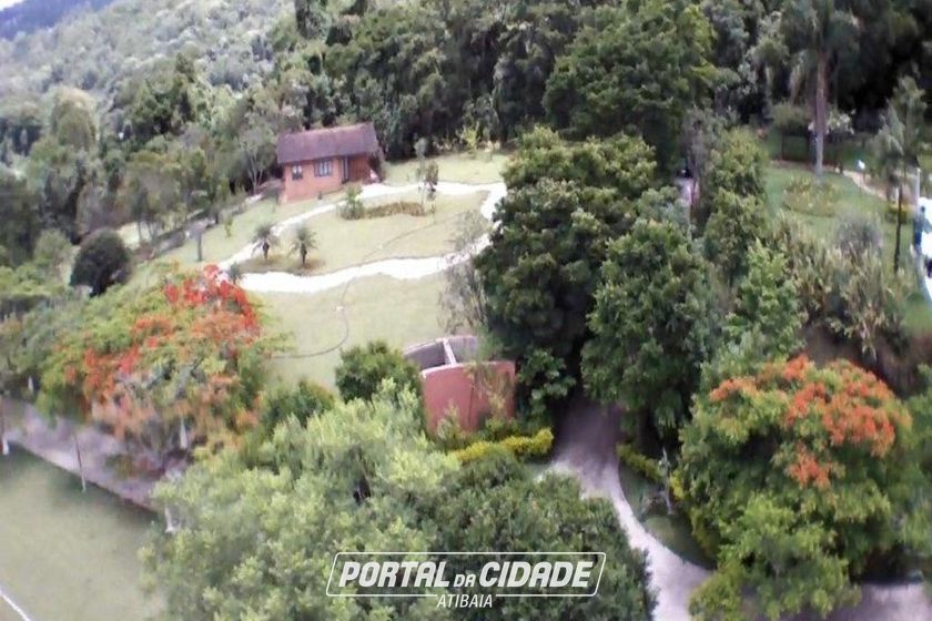S&iacute;tio &agrave; venda - 810m&sup2; - Jardim Maracan&atilde;