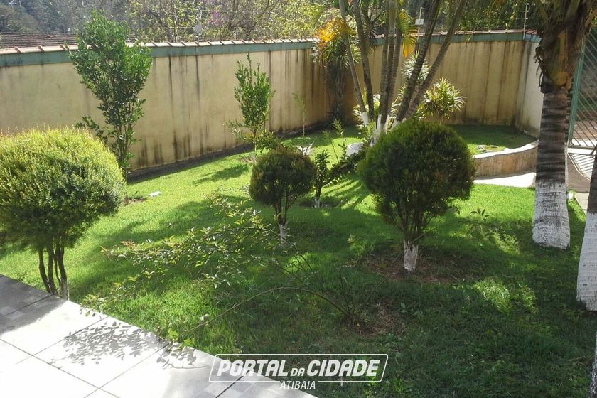 Ch&aacute;cara &agrave; venda - 150m&sup2; - Jardim Maracan&atilde;