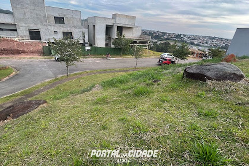 Terreno &agrave; venda - 793m&sup2; - Condom&iacute;nio Itapor&atilde;