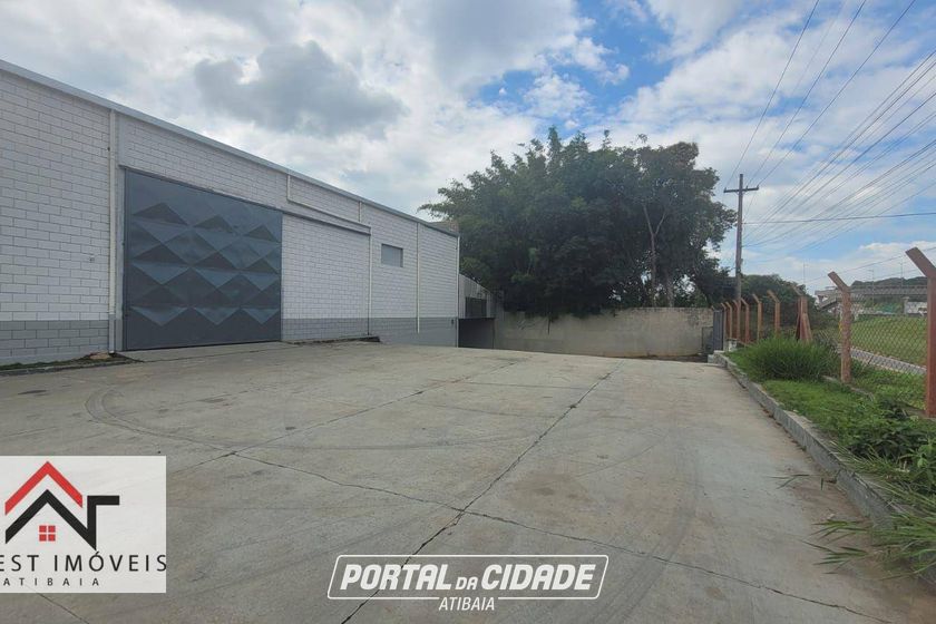Sal&atilde;o Comercial para alugar - 1600m&sup2; - Guaxinduva