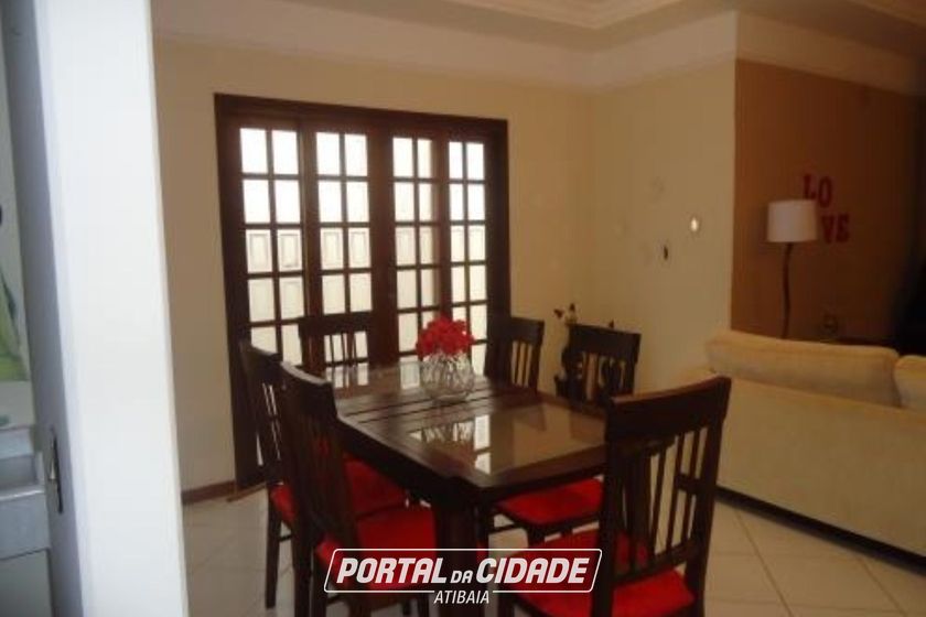 Casa &agrave; venda - 185m&sup2; - Jardim das Flores