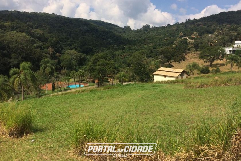 Terreno &agrave; venda - 600m&sup2; - PORT&Atilde;O