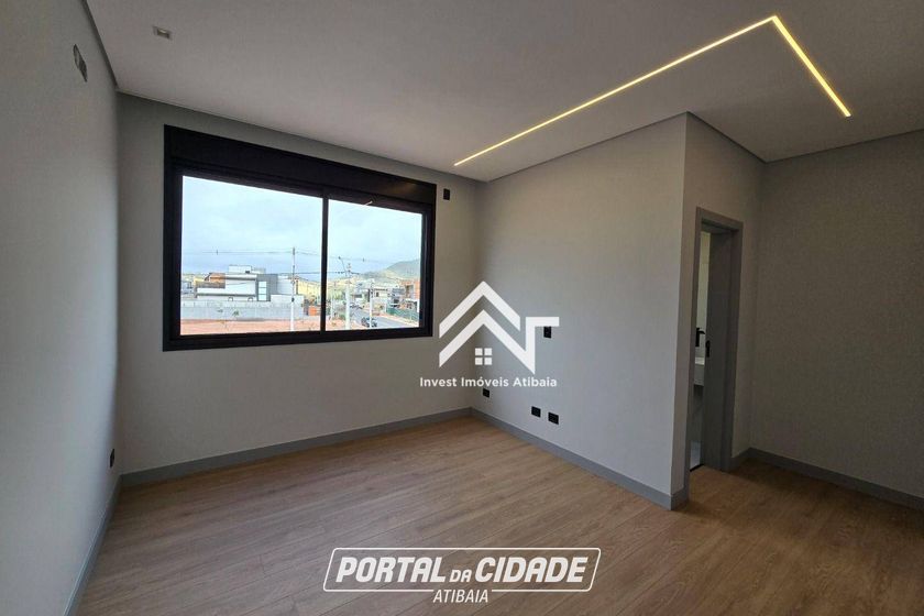 Casa &agrave; venda - 300m&sup2; - Vila Santista