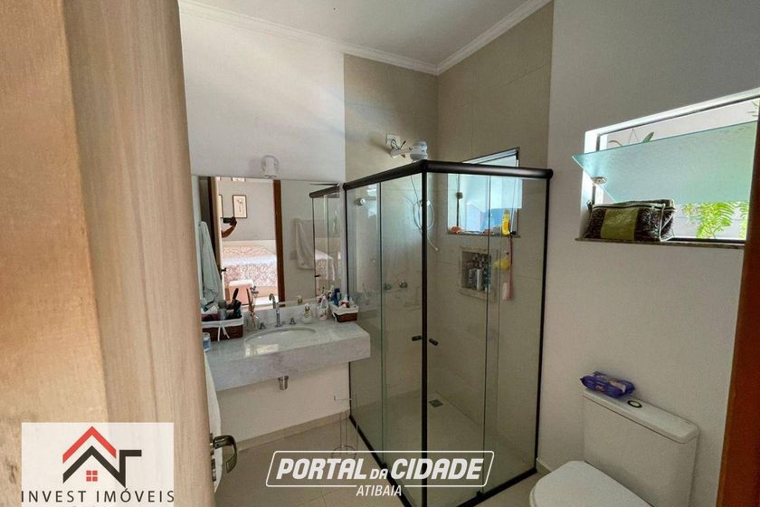 Casa &agrave; venda - 200m&sup2; - Condom&iacute;nio Residencial Pedra Grande