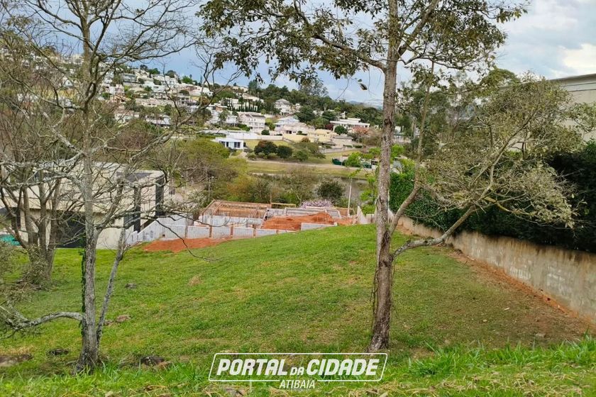 Terreno &agrave; venda - 842m&sup2; - Condom&iacute;nio Porto Atibaia