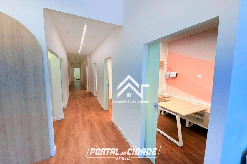 Sal&atilde;o Comercial para alugar - 200m&sup2; - Vila Esperia ou Giglio
