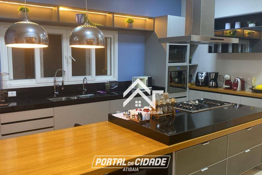 Casa &agrave; venda - 650m&sup2; - Condom&iacute;nio Osato