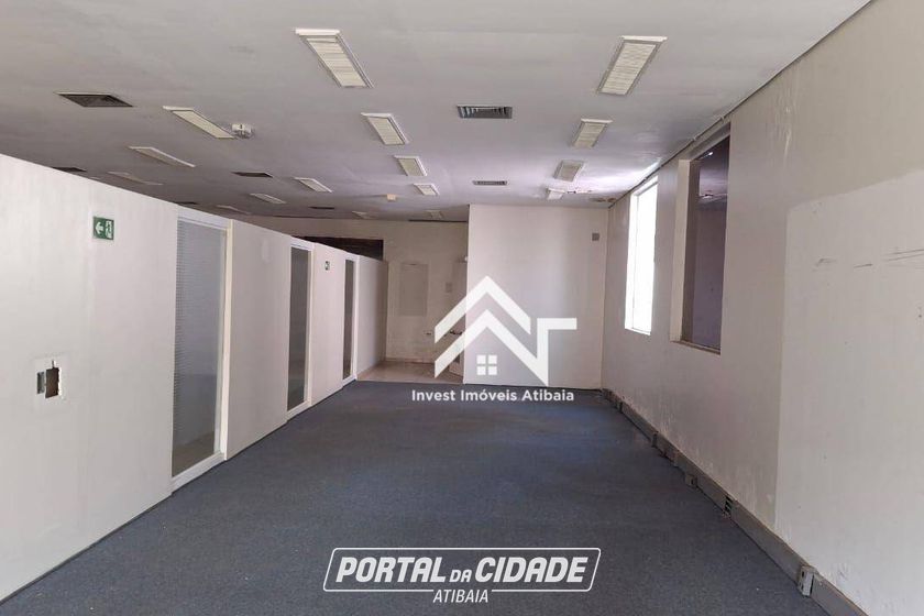 Sal&atilde;o Comercial para alugar - 369m&sup2; - Vila Esperia ou Giglio