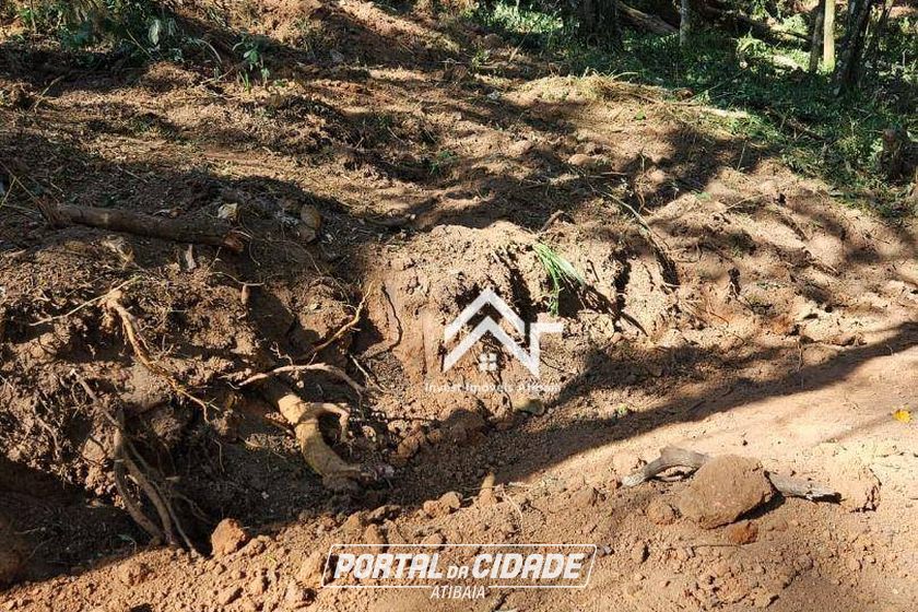 Terreno &agrave; venda - 5100m&sup2; - Recanto dos Palmares