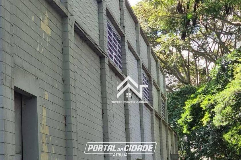 Sal&atilde;o Comercial para alugar - 2500m&sup2; - Jardim S&atilde;o Louren&ccedil;o