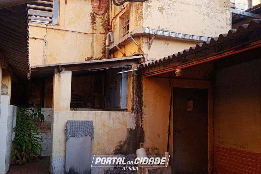 Sal&atilde;o Comercial para alugar - 2100m&sup2; - Centro