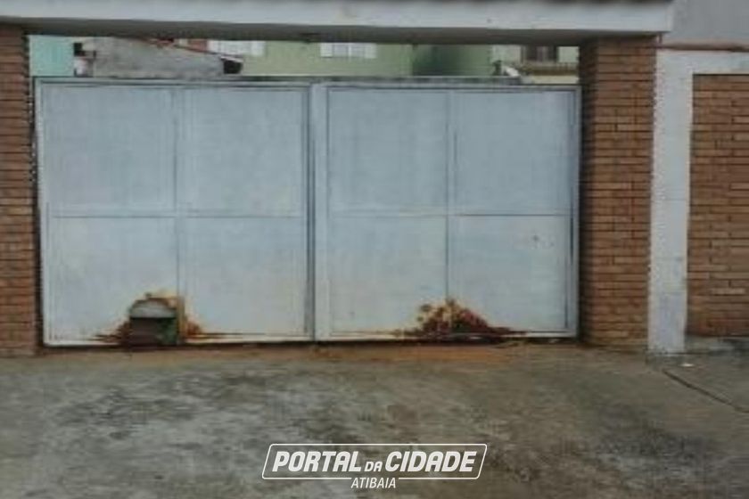 Terreno &agrave; venda - 360m&sup2; - Vila Rica