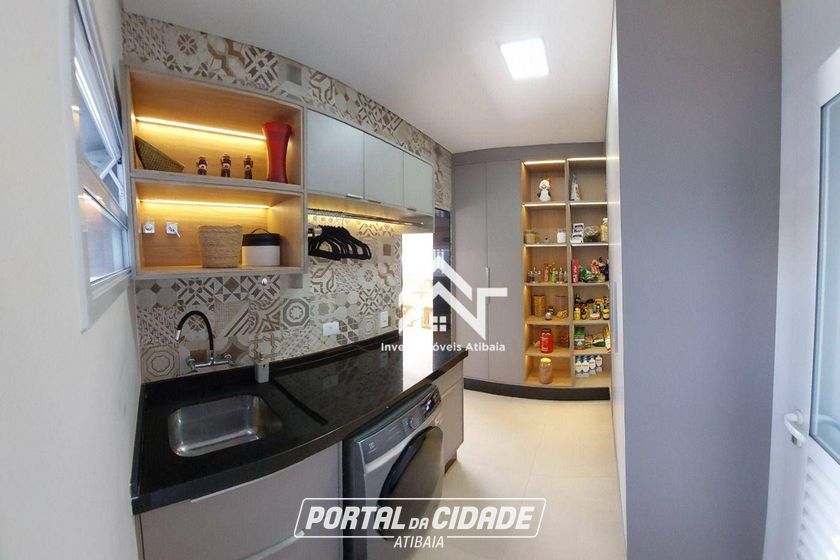 Casa &agrave; venda - 350m&sup2; - Tanque