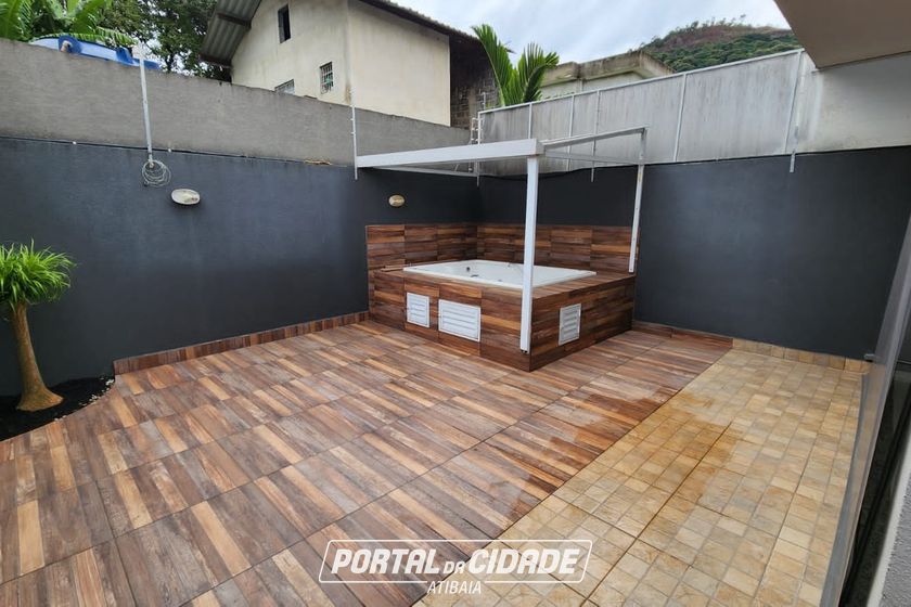 Sobrado para alugar - 150m&sup2; - JARDIM MARISTELA