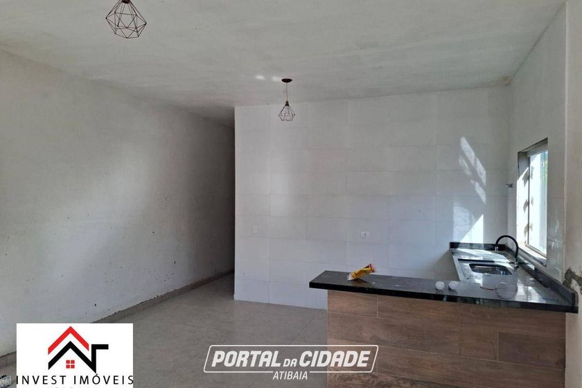 Casa &agrave; venda - 70m&sup2; - Vit&oacute;ria R&eacute;gia