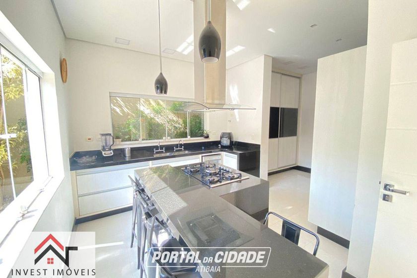 Casa &agrave; venda - 376m&sup2; - Condominio Parque das Gar&ccedil;as I