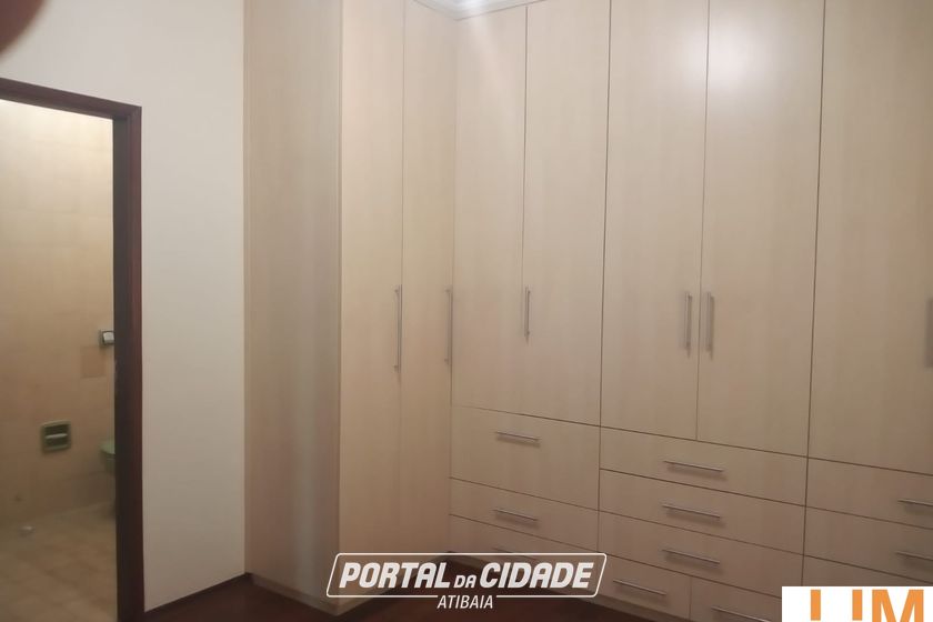 Casa &agrave; venda - 238m&sup2; - Jardim Sui&ccedil;a