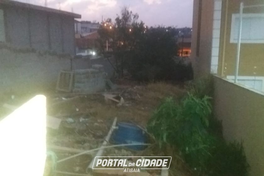 Terreno &agrave; venda - 298m&sup2; - JARDIM IMPERIAL