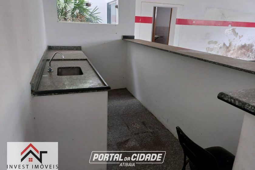 Sal&atilde;o Comercial para alugar - 139m&sup2; - Centro