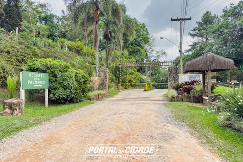 Ch&aacute;cara &agrave; venda - 2500m&sup2; - Recanto dos Palmares