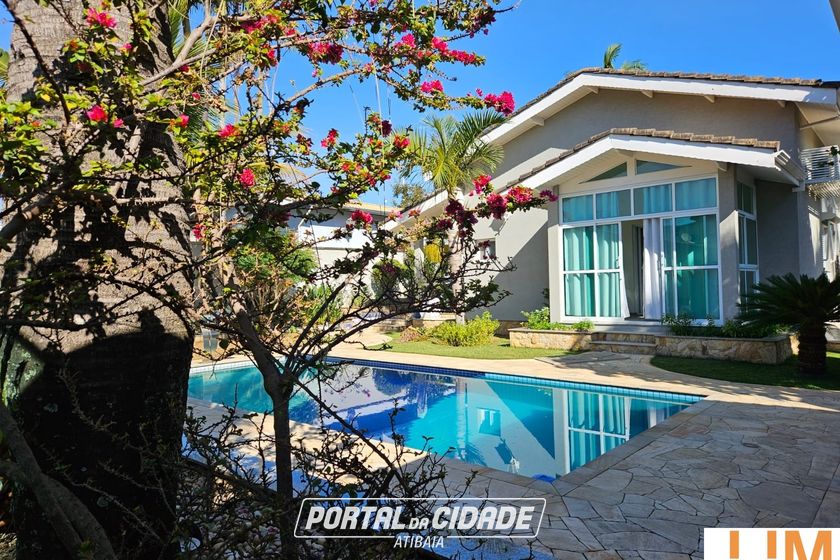 Casa &agrave; venda - 351m&sup2; - Vila Giglio