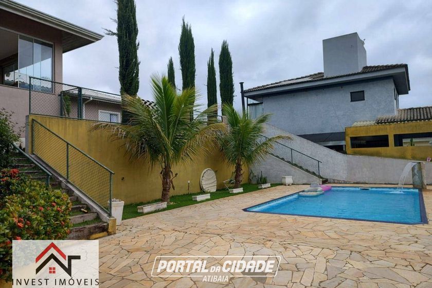 Casa &agrave; venda - 500m&sup2; - Condom&iacute;nio Serra da Estrela