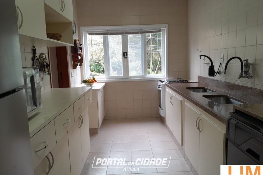 Casa &agrave; venda - 330m&sup2; - Jardim arco iris