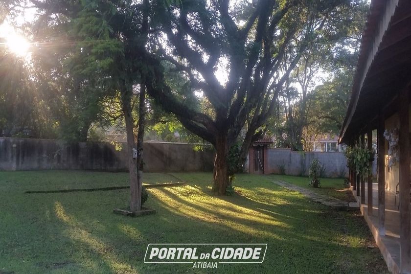 Ch&aacute;cara &agrave; venda - 374m&sup2; - Jardim Suely