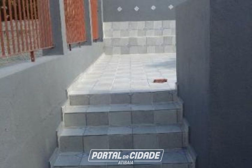 Casa para alugar - 240m&sup2; - Usina