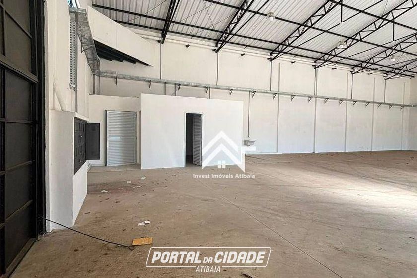 Sal&atilde;o Comercial para alugar - 400m&sup2; - Recreio Estoril