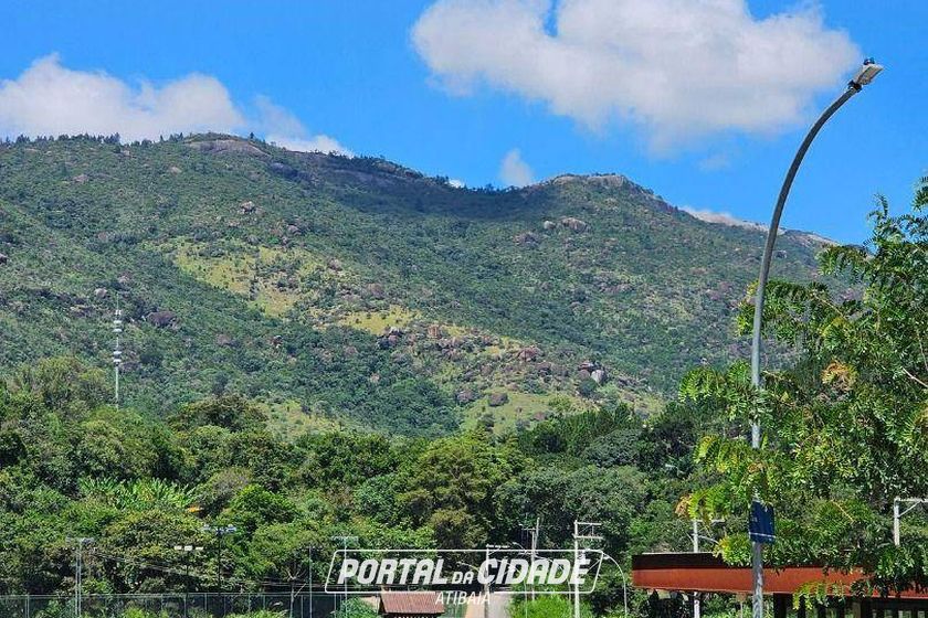 Terreno &agrave; venda - 727m&sup2; - Condom&iacute;nio Itapor&atilde;