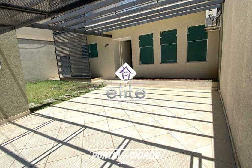 Casa para alugar - 120m&sup2; - CENTRO