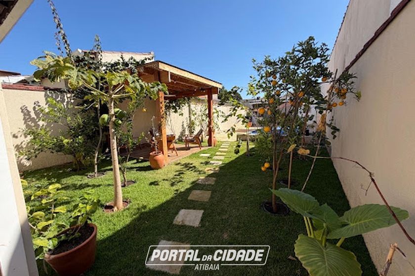 Casa &agrave; venda - 100m&sup2; - Alvin&oacute;polis