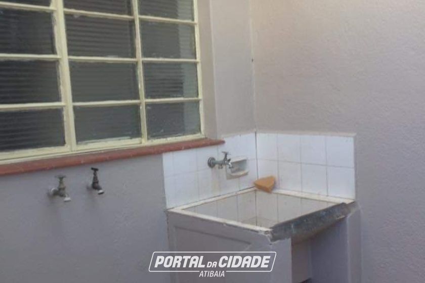 Casa &agrave; venda - CENTRO