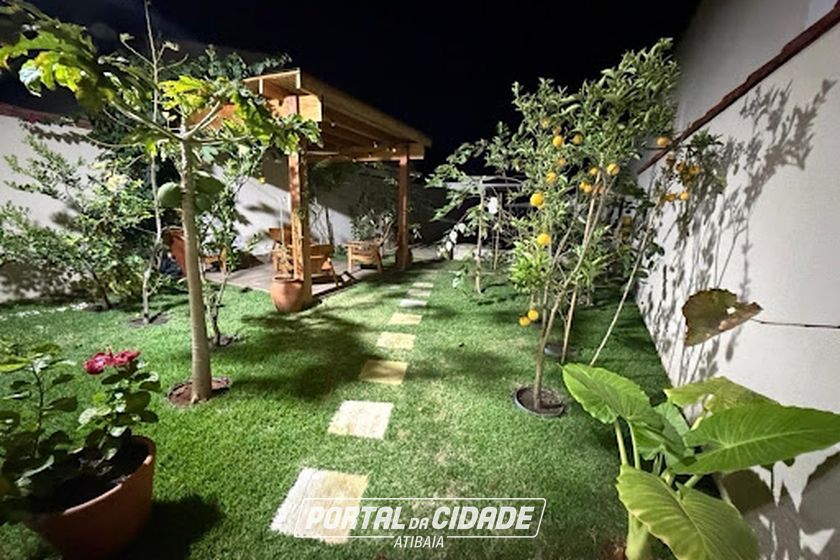 Casa &agrave; venda - 100m&sup2; - Alvin&oacute;polis