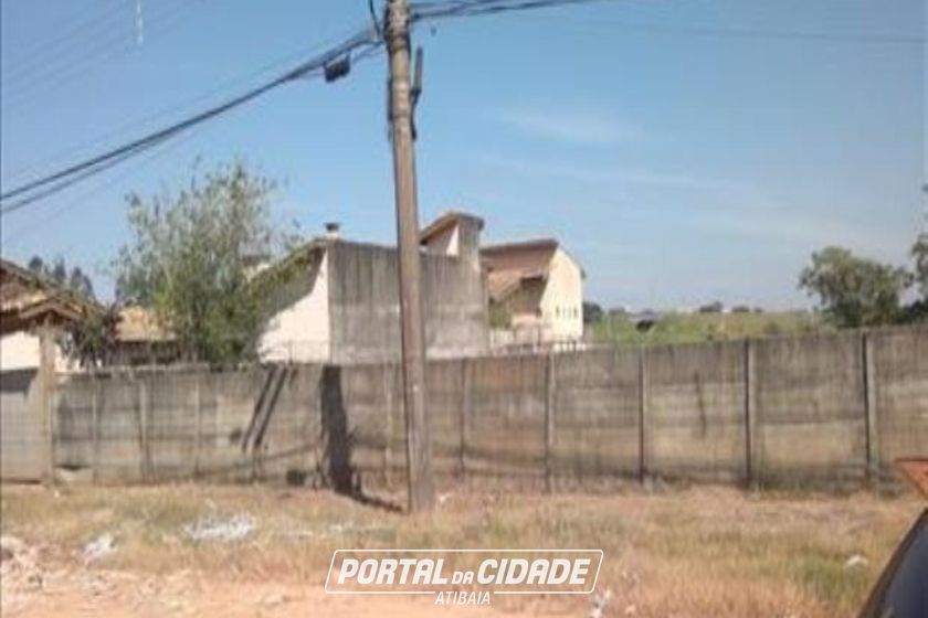 Terreno &agrave; venda - 555m&sup2; - Jardim Kanimar