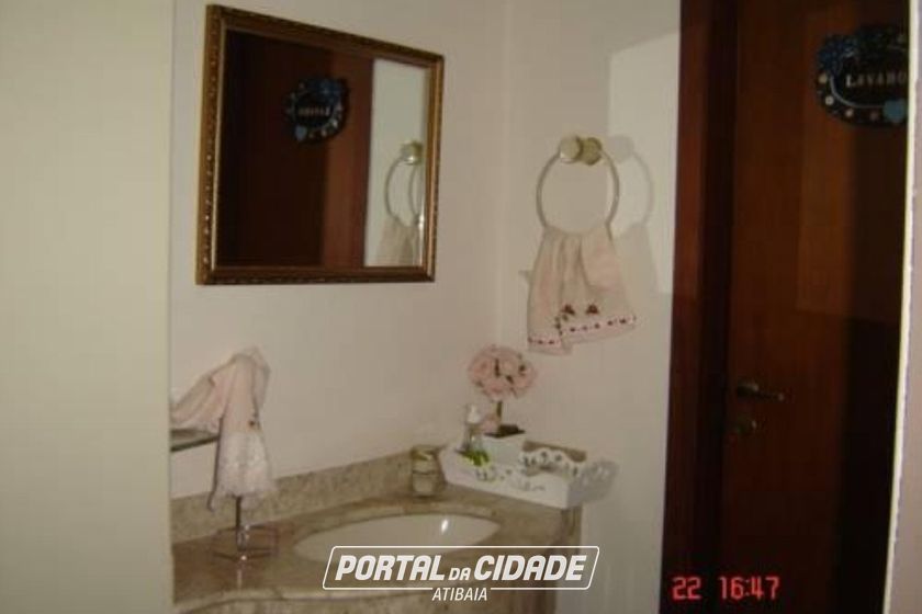 Casa &agrave; venda - 277m&sup2; - JARDIM ITAPERI
