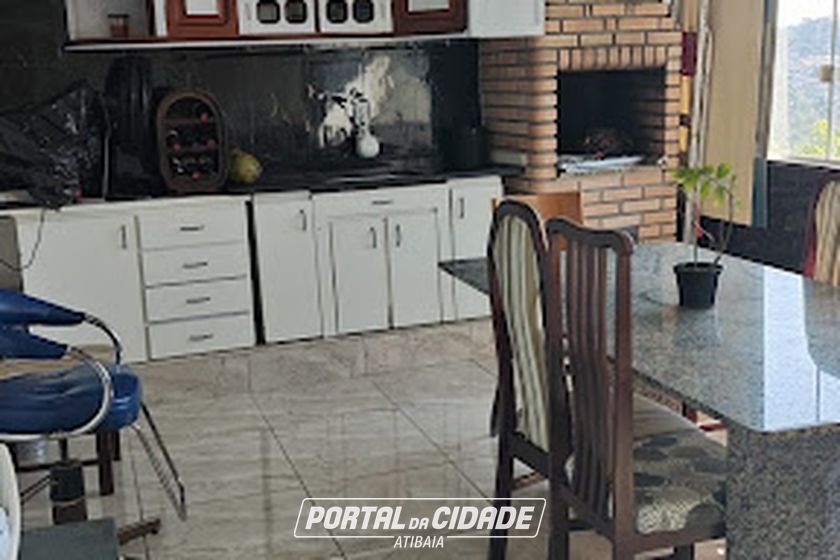 Casa &agrave; venda - 260m&sup2; - Nova Cerejeiras