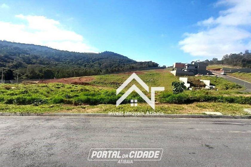 Terreno &agrave; venda - 300m&sup2; - Condom&iacute;nio Portal Lamis