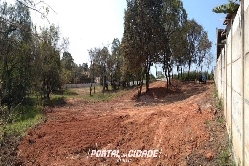 Terreno &agrave; venda - 1000m&sup2; - Vit&oacute;ria R&eacute;gia